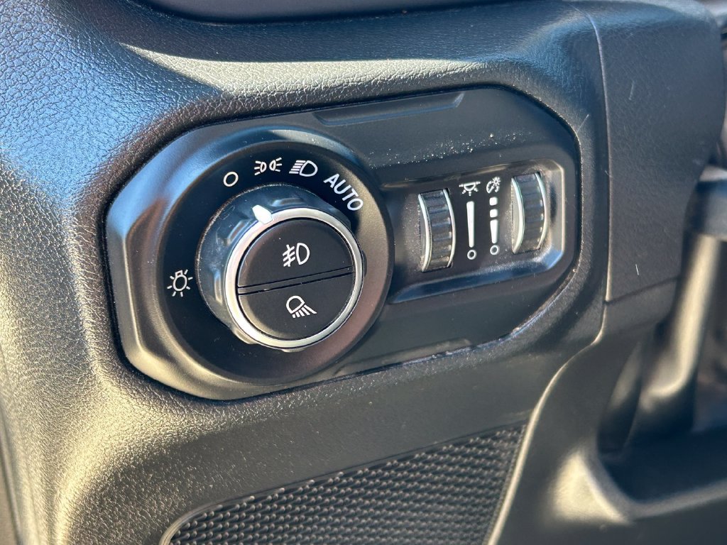 Used 2022 Jeep Gladiator Sport AWD/4WD image 23
