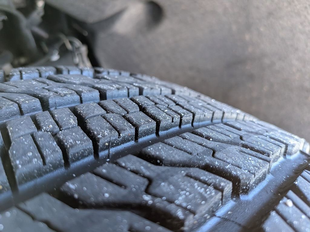 Used 2024 Chevrolet Colorado LT w/ LT Convenience Package II image 12