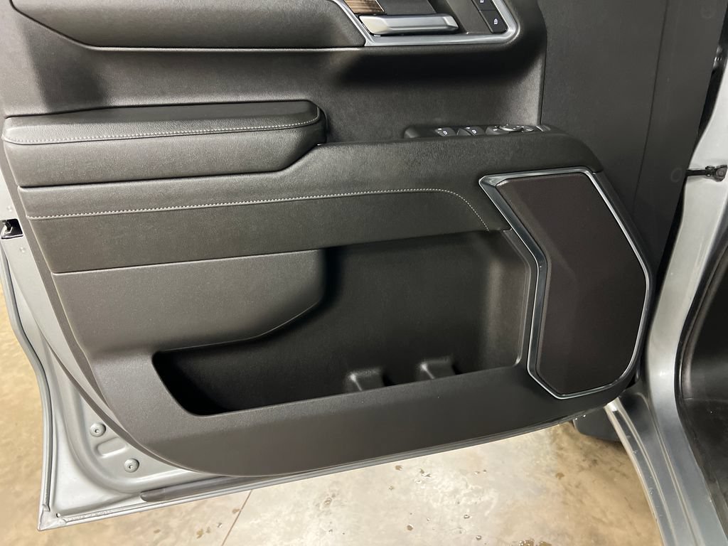 Certified 2023 Chevrolet Silverado 1500 RST w/ Z71 Off-Road Package AWD/4WD image 15