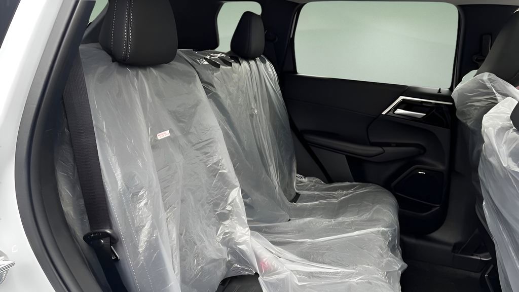New 2025 Mitsubishi Outlander Trail Edition AWD/4WD image 27