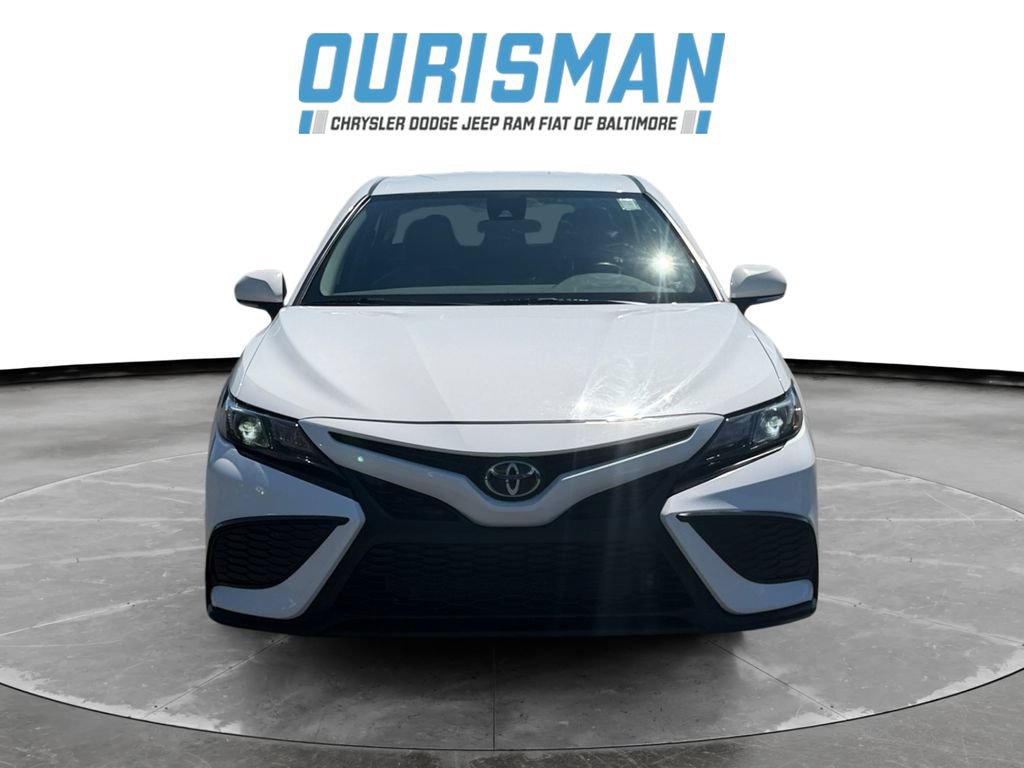 Used 2024 Toyota Camry SE FWD image 8