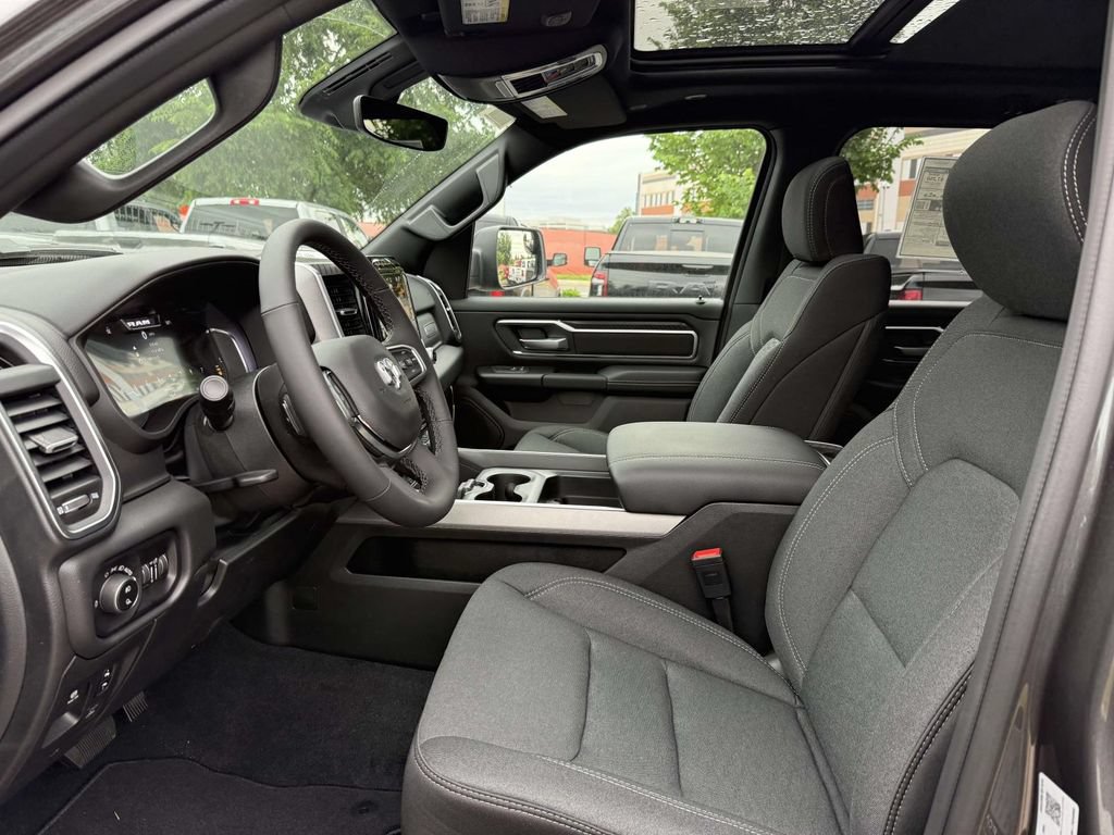 New 2026 RAM 1500 Big Horn AWD/4WD image 14