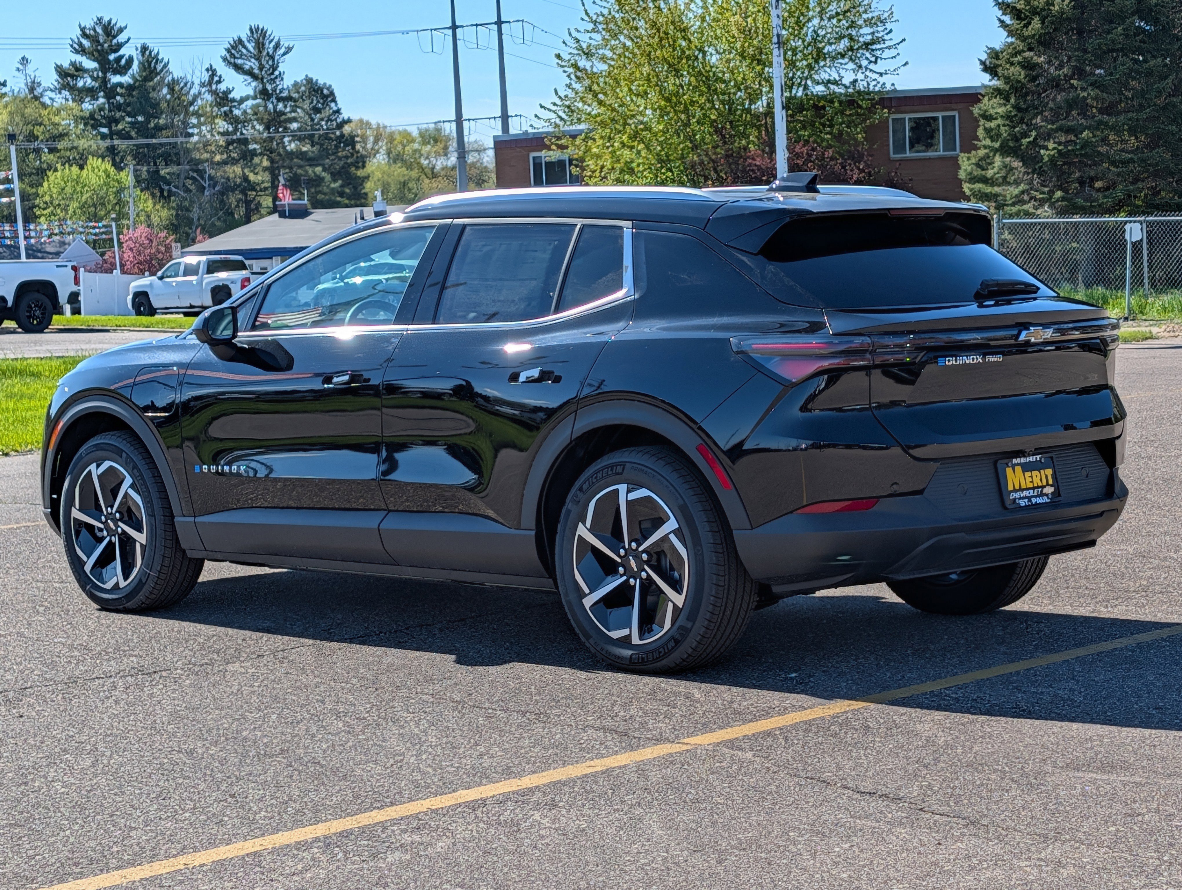 New 2026 Chevrolet Equinox EV LT AWD/4WD image 4