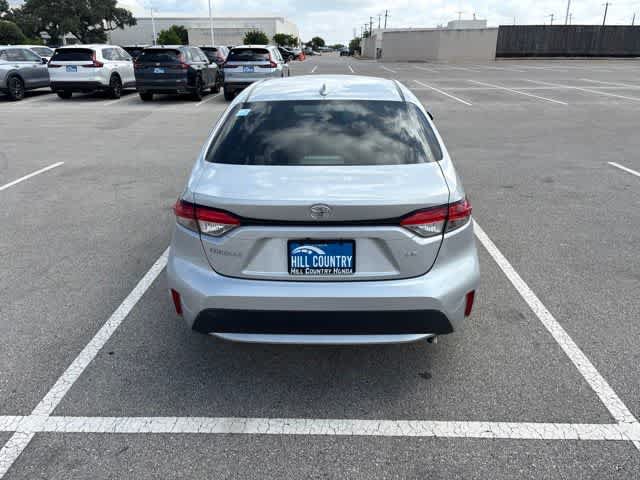 Used 2022 Toyota Corolla LE FWD image 5