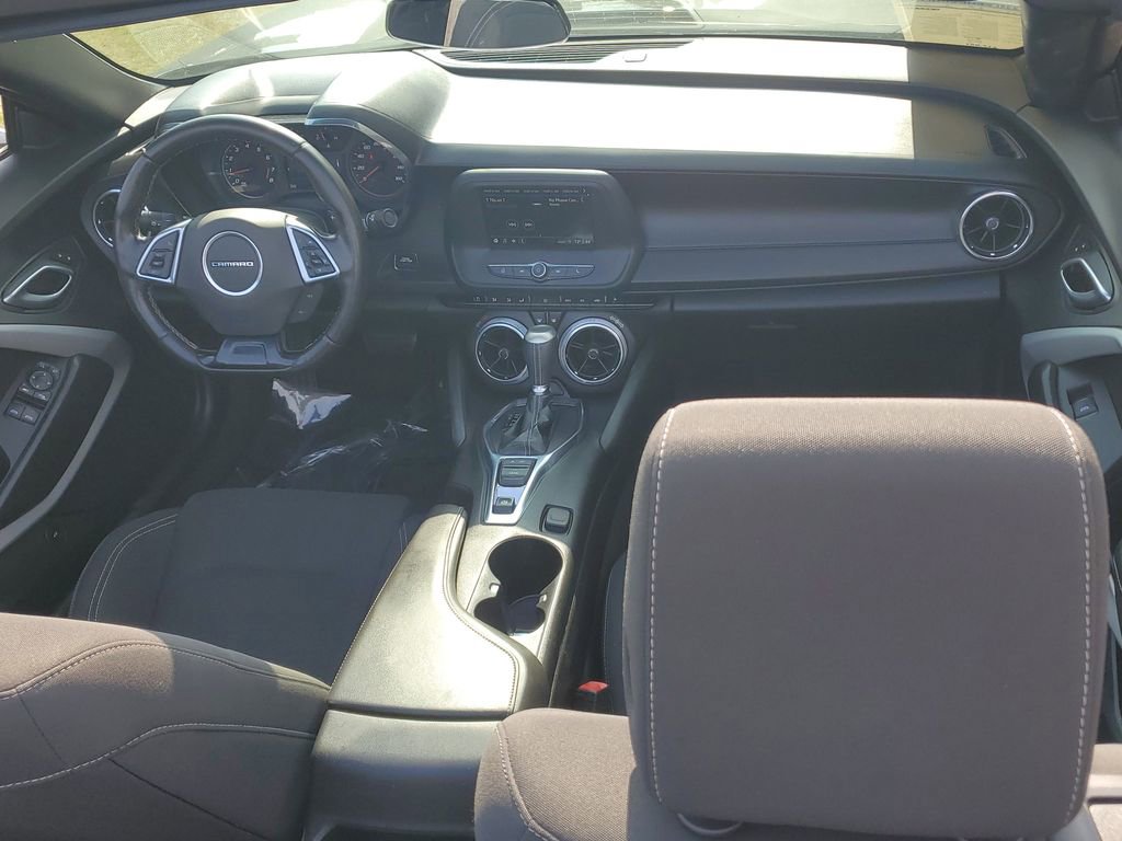 Used 2019 Chevrolet Camaro LT image 9