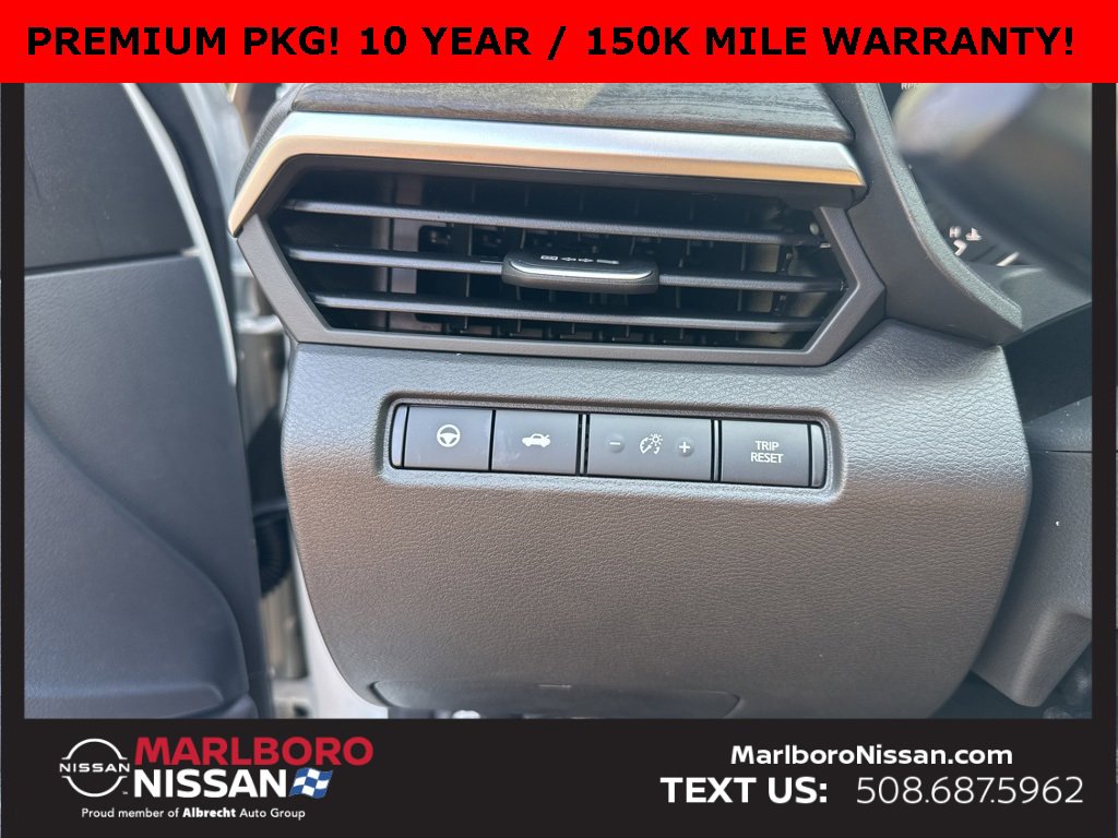 New 2025 Nissan Altima 2.5 SV w/ SV Premium Package image 20