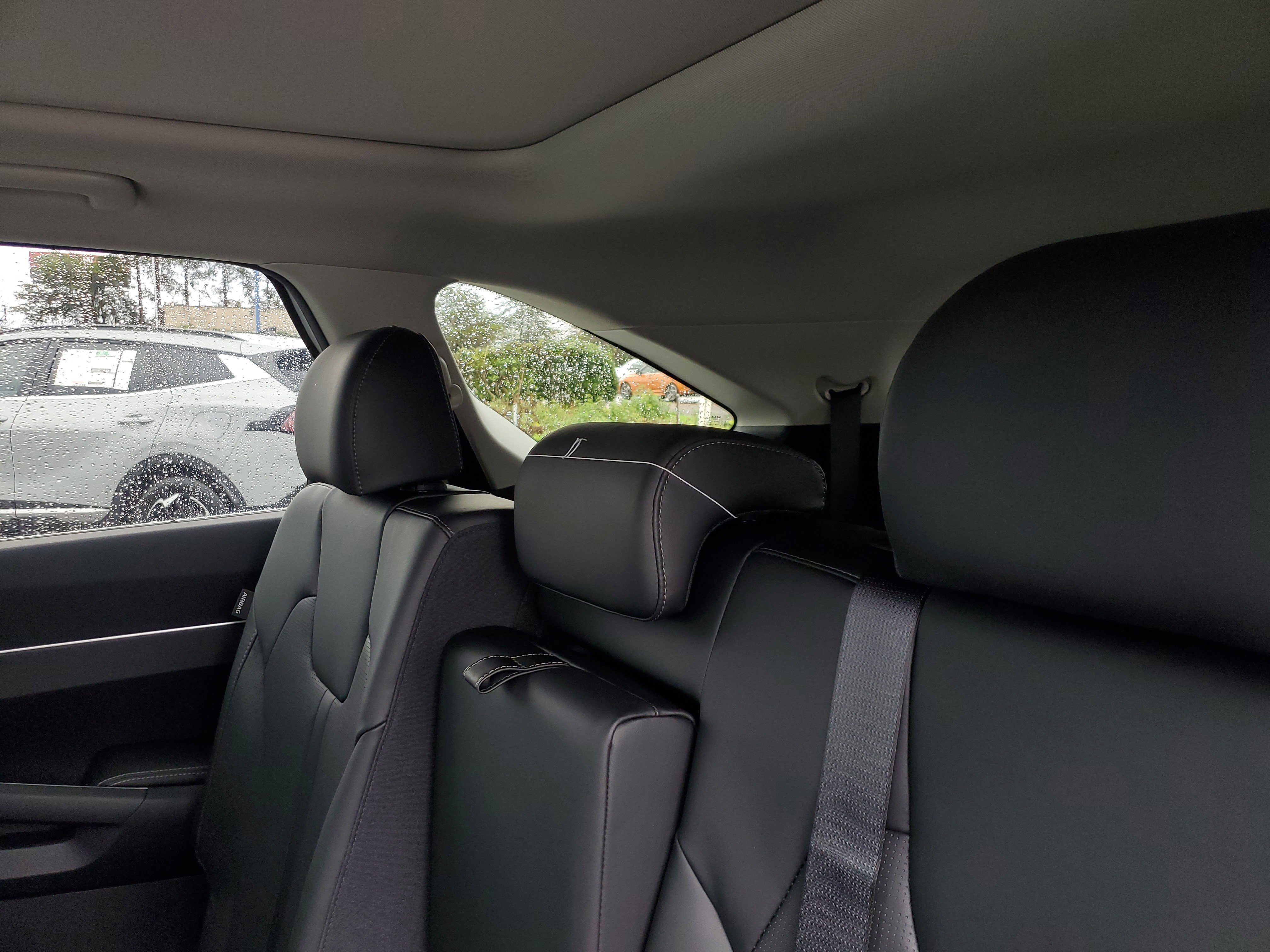 New 2026 Kia Sorento S w/ S Panoramic Sunroof Package image 9