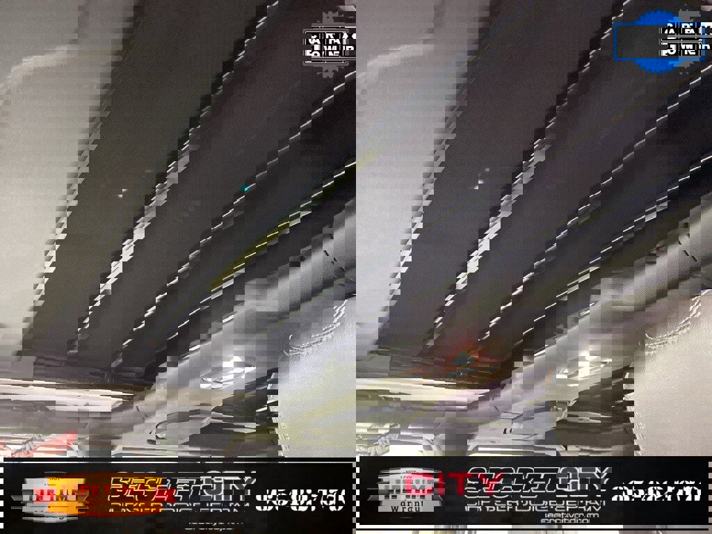 Used 2022 Jeep Wrangler Unlimited Sahara image 28