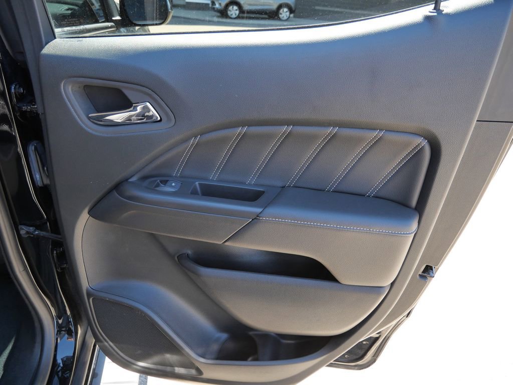 Used 2022 GMC Canyon Denali w/ Denali Black Edition Package image 20