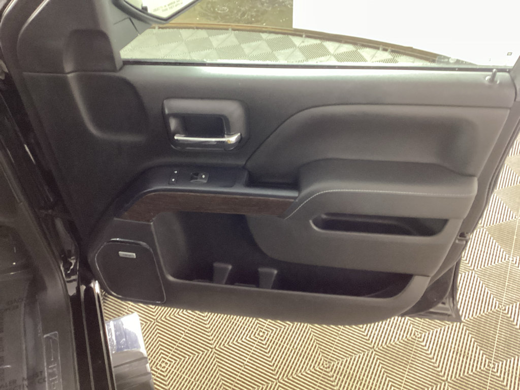 Used 2018 GMC Sierra 1500 Denali AWD/4WD image 10