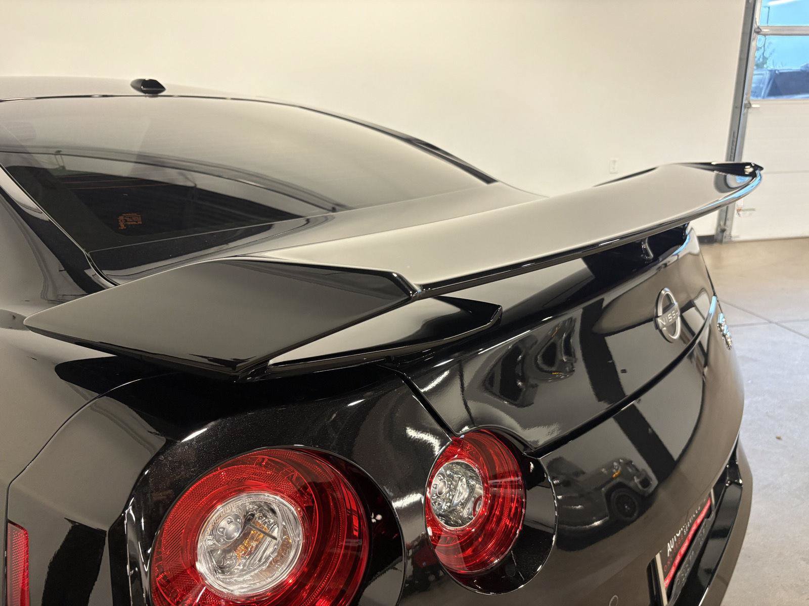 Used 2024 Nissan GT-R Premium w/ Premium Interior Package AWD/4WD image 31