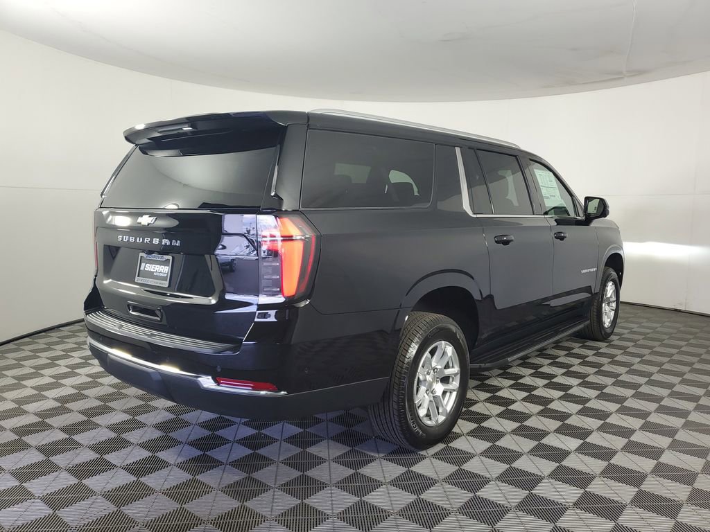 New 2026 Chevrolet Suburban LS RWD image 4