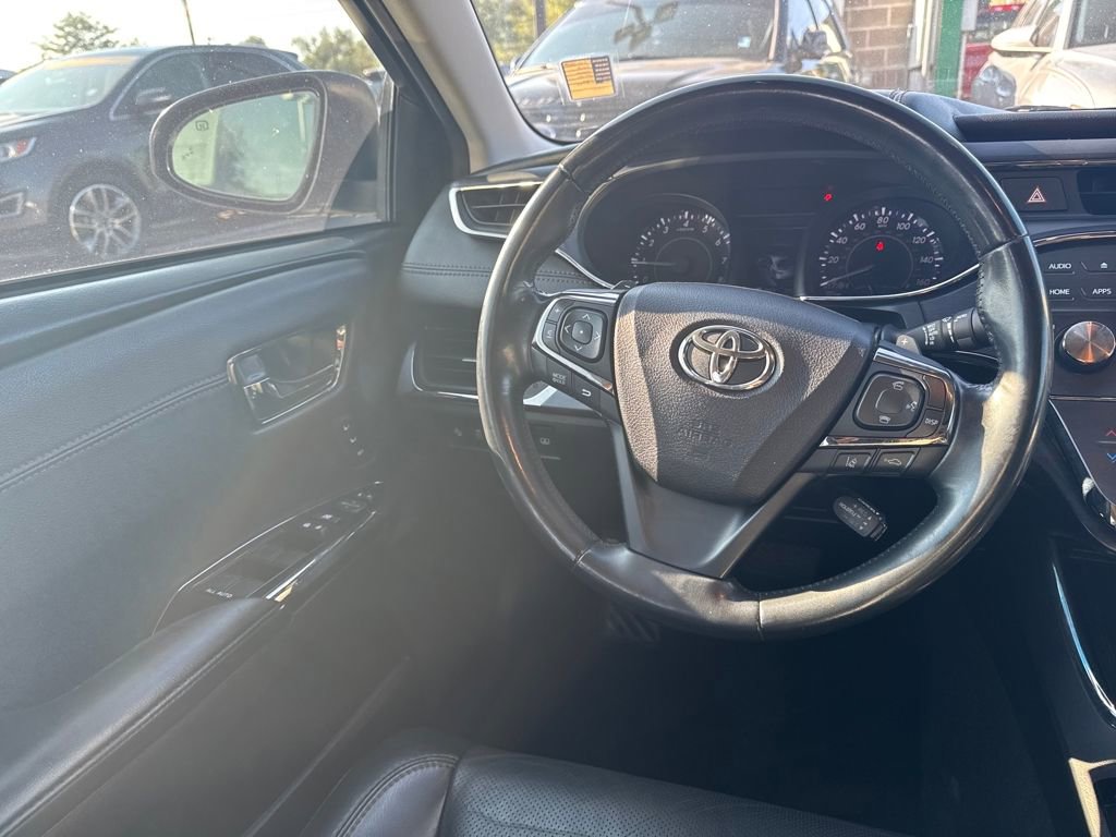 Used 2018 Toyota Avalon Limited w/ All Weather Liner Package image 32
