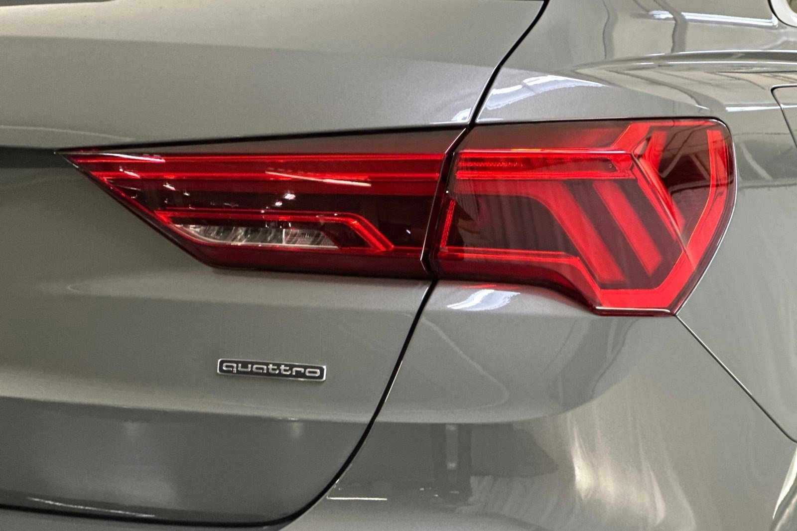 Used 2025 Audi Q3 2.0T Premium Plus w/ Premium Plus Package image 12