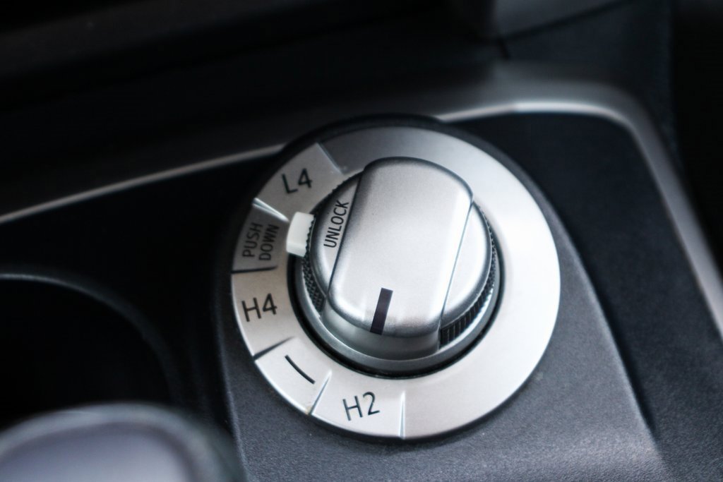 Used 2018 Toyota 4Runner SR5 Premium image 29