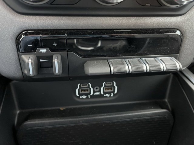 Used 2022 RAM 3500 Laramie w/ Night Edition image 24