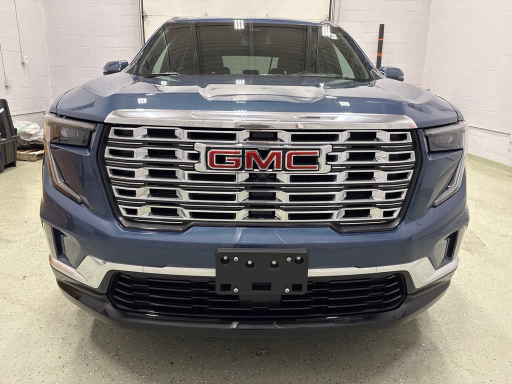 Used 2025 GMC Acadia Denali AWD/4WD image 9