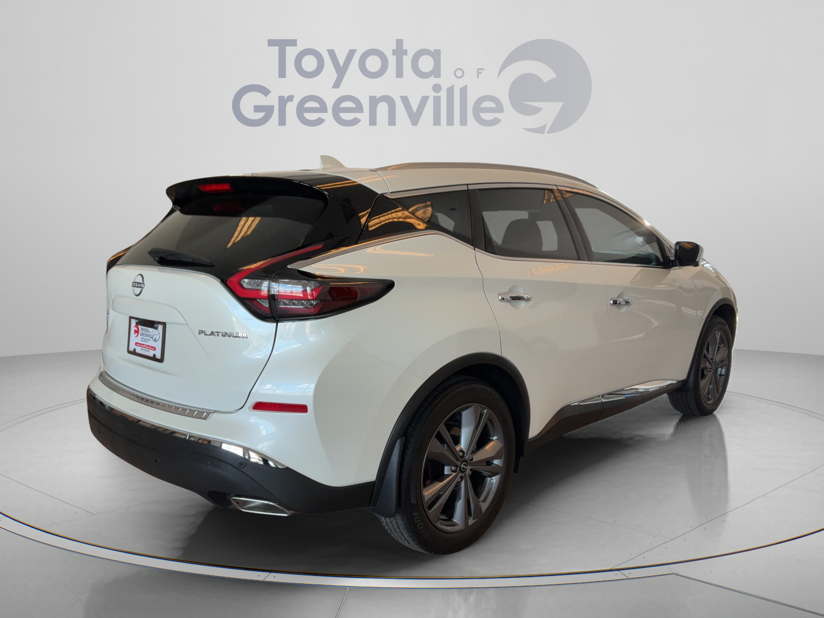 Used 2024 Nissan Murano Platinum w/ Cargo Package FWD image 6