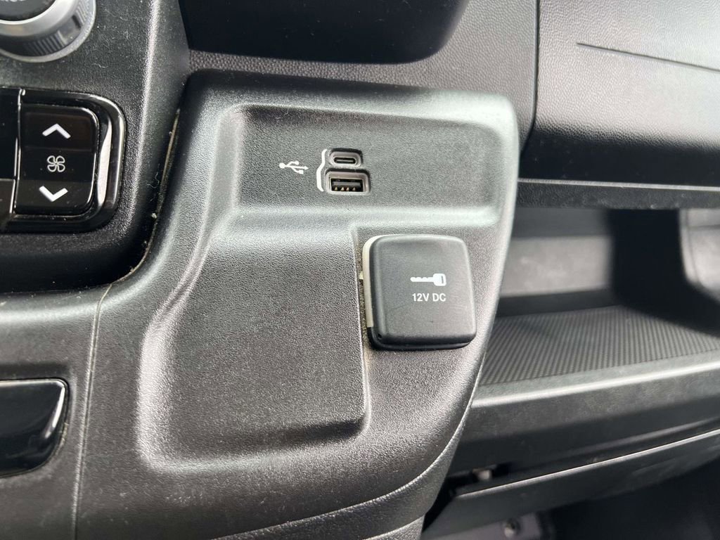 Used 2023 RAM ProMaster 2500 image 22