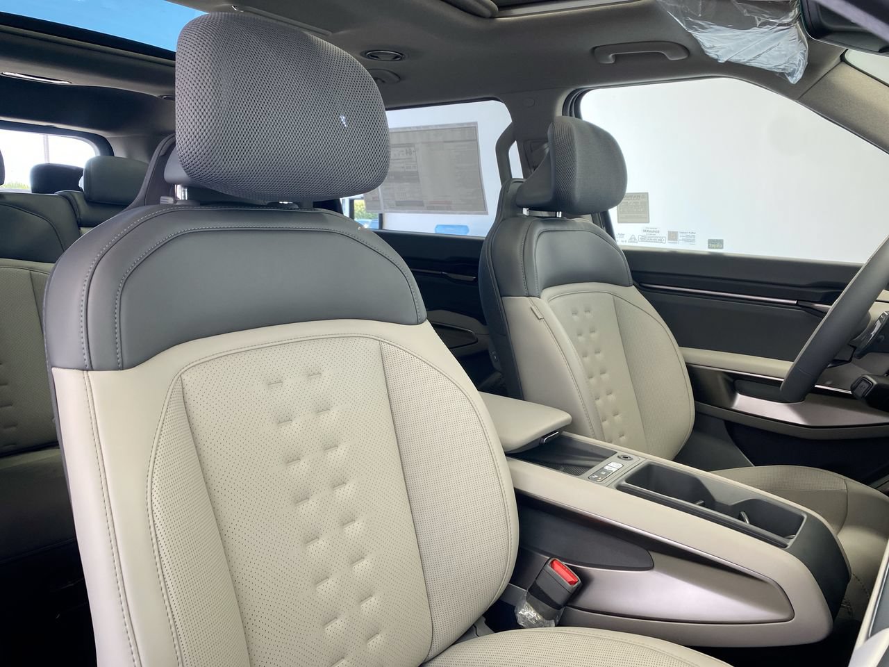 New 2026 Kia EV9 Wind AWD/4WD image 32