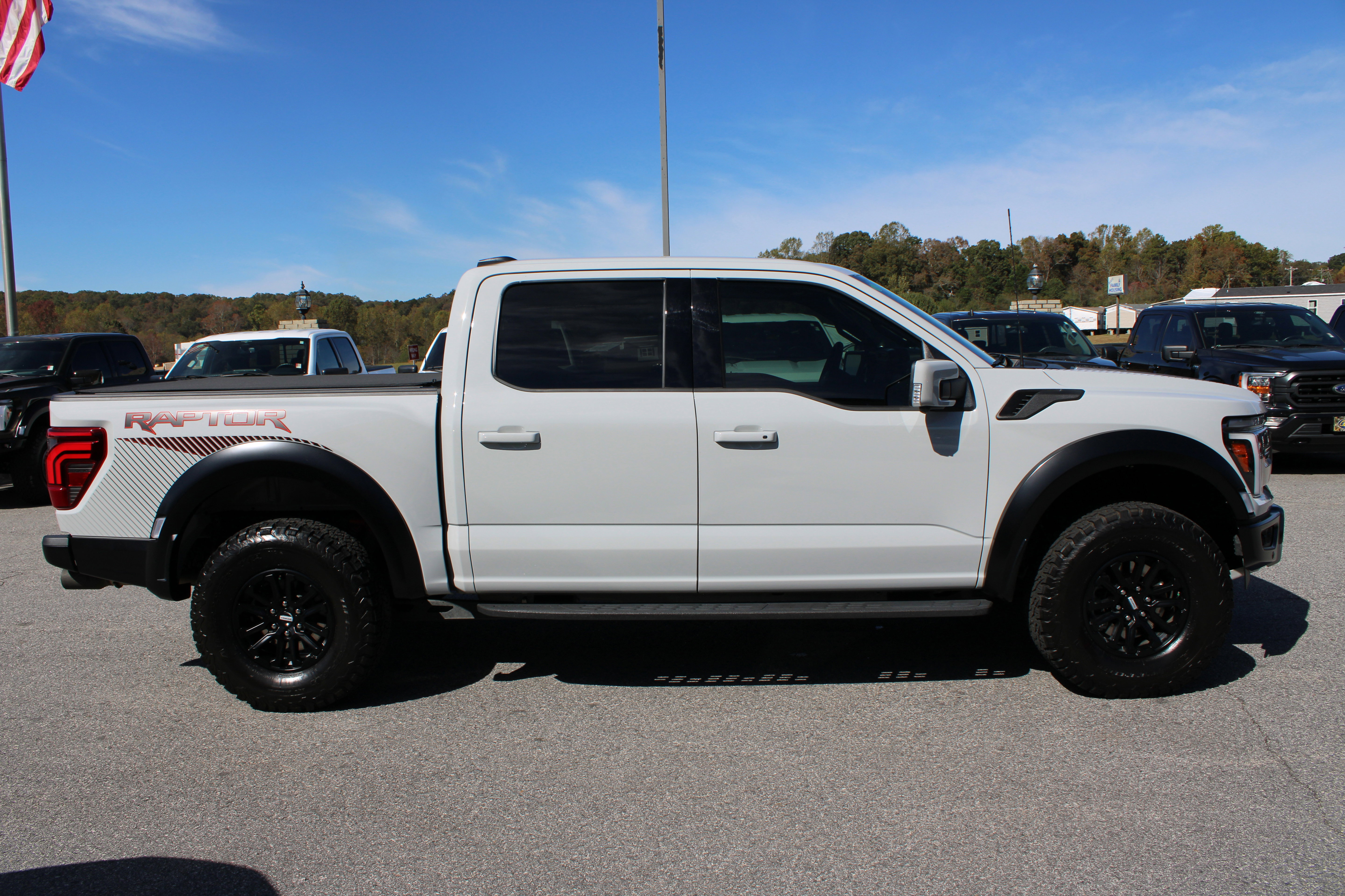Used 2024 Ford F150 Raptor video 5