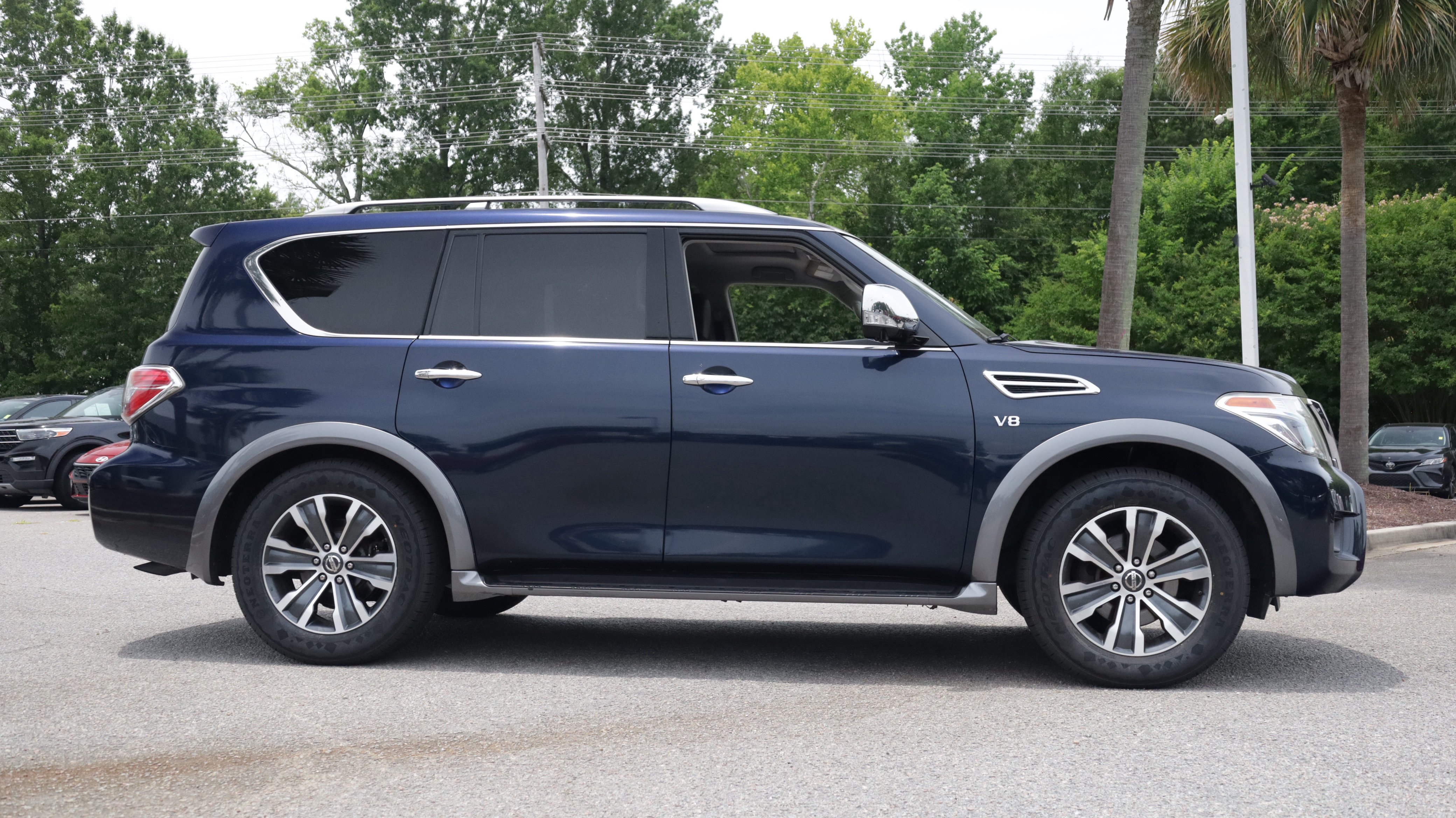 Used 2019 Nissan Armada SL w/ Premium Package RWD image 6