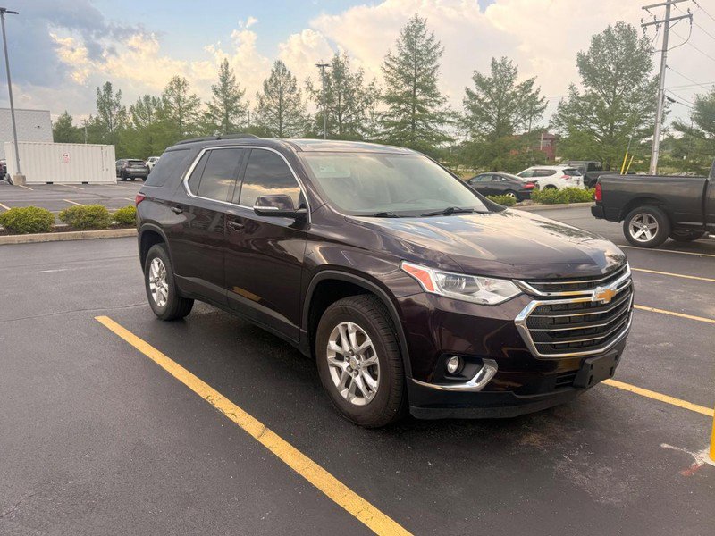 Used 2020 Chevrolet Traverse LT FWD image 2