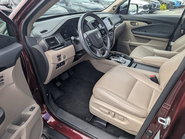 Used 2022 Honda Pilot Touring image 10