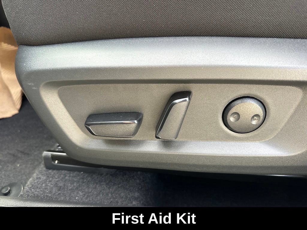 Used 2026 Nissan Rogue SV AWD/4WD image 41