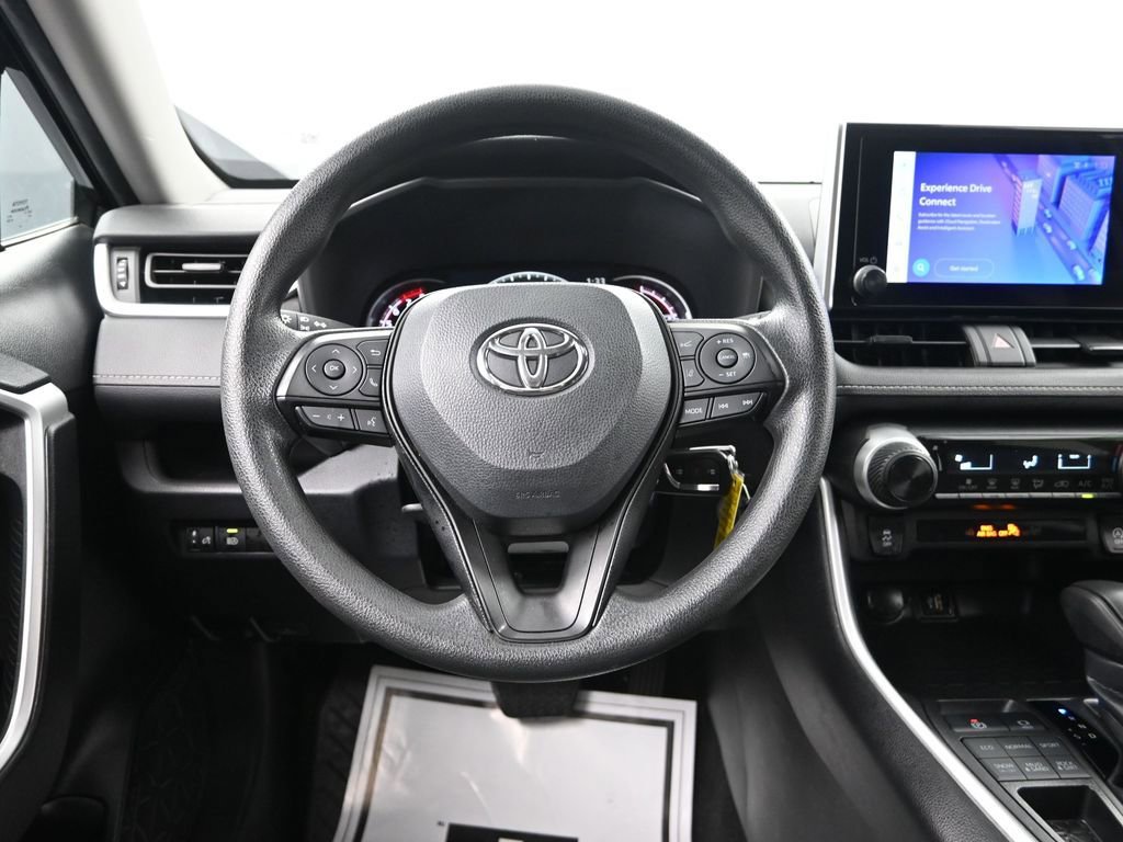 Used 2024 Toyota RAV4 LE image 32