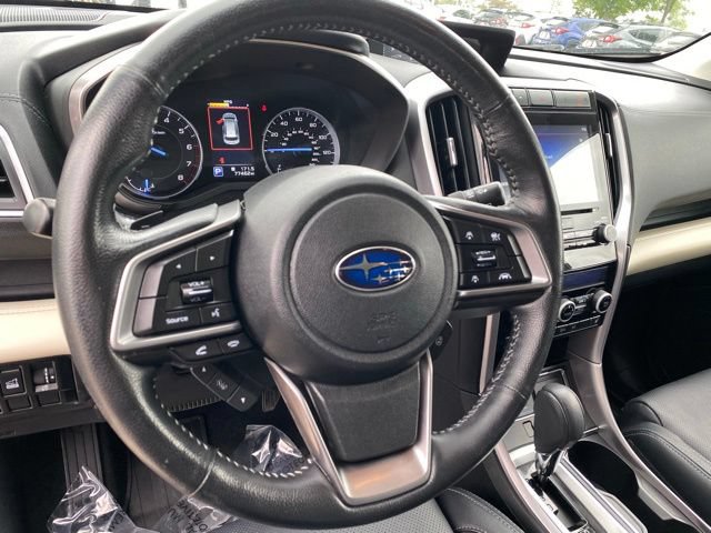 Used 2019 Subaru Ascent Limited AWD/4WD image 13