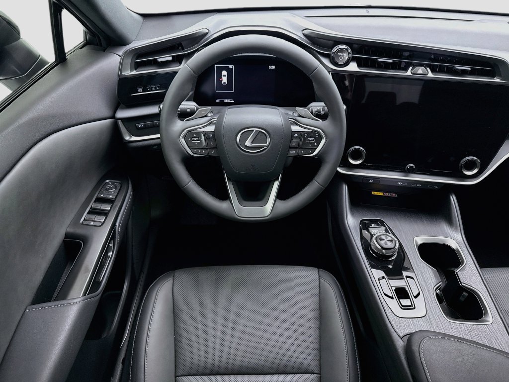 Used 2026 Lexus RZ 350e 2WD w/ Accessory Package (Z1) image 10