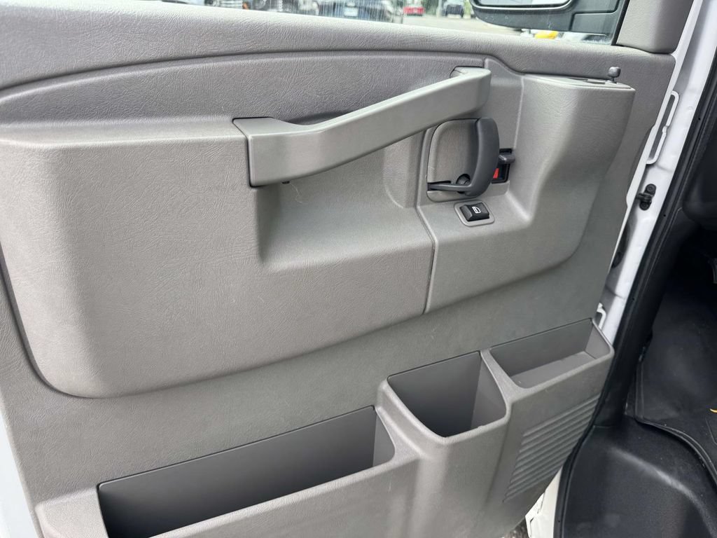 Used 2019 Chevrolet Express 3500 LT w/ LT Preferred Equipment Group RWD image 20