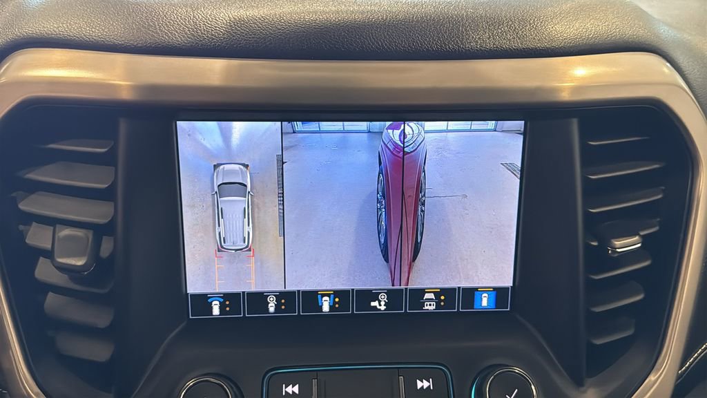 Used 2021 GMC Acadia Denali w/ Denali Ultimate Package AWD/4WD image 44