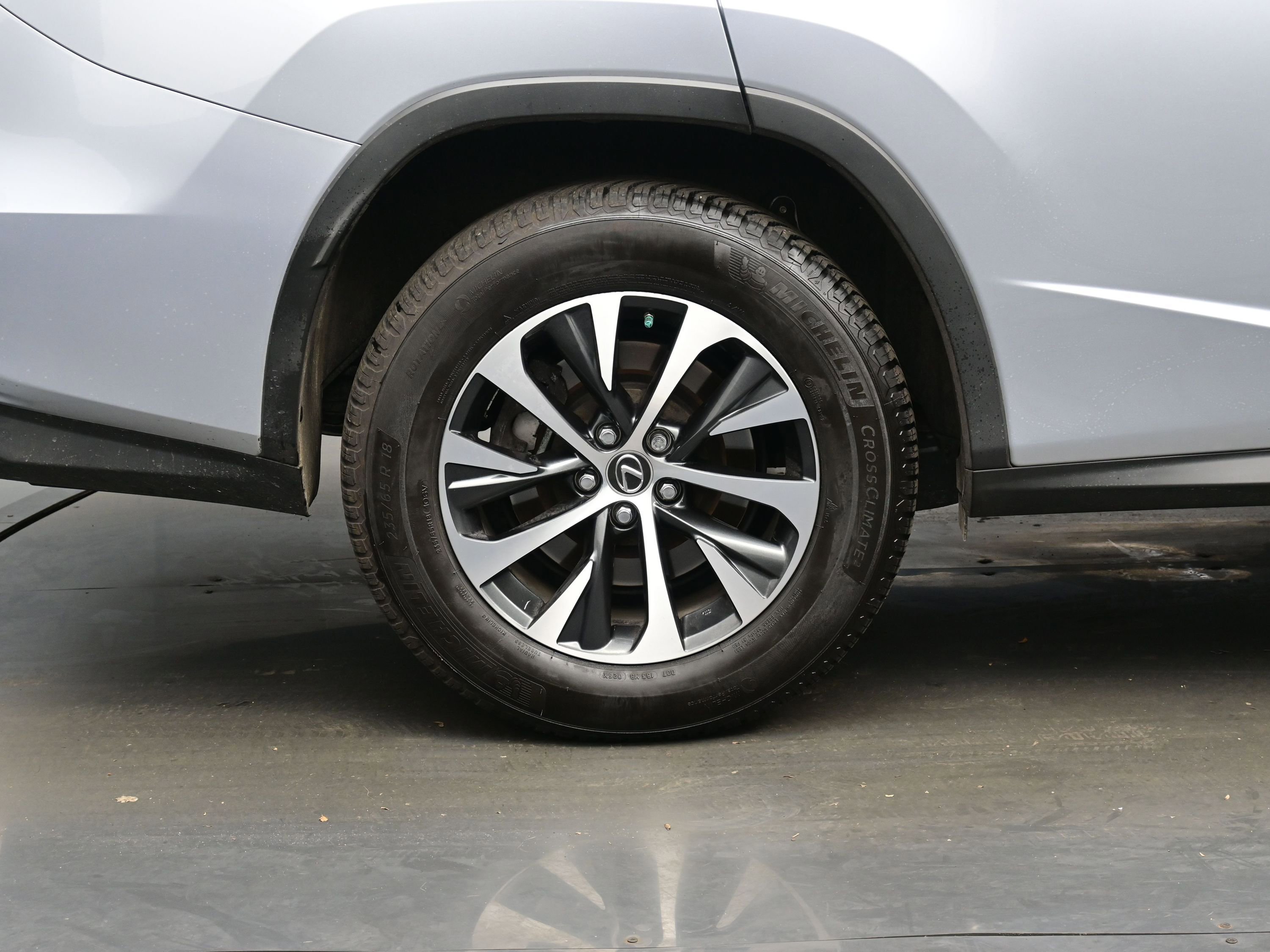 Used 2022 Lexus RX 350L Premium image 9