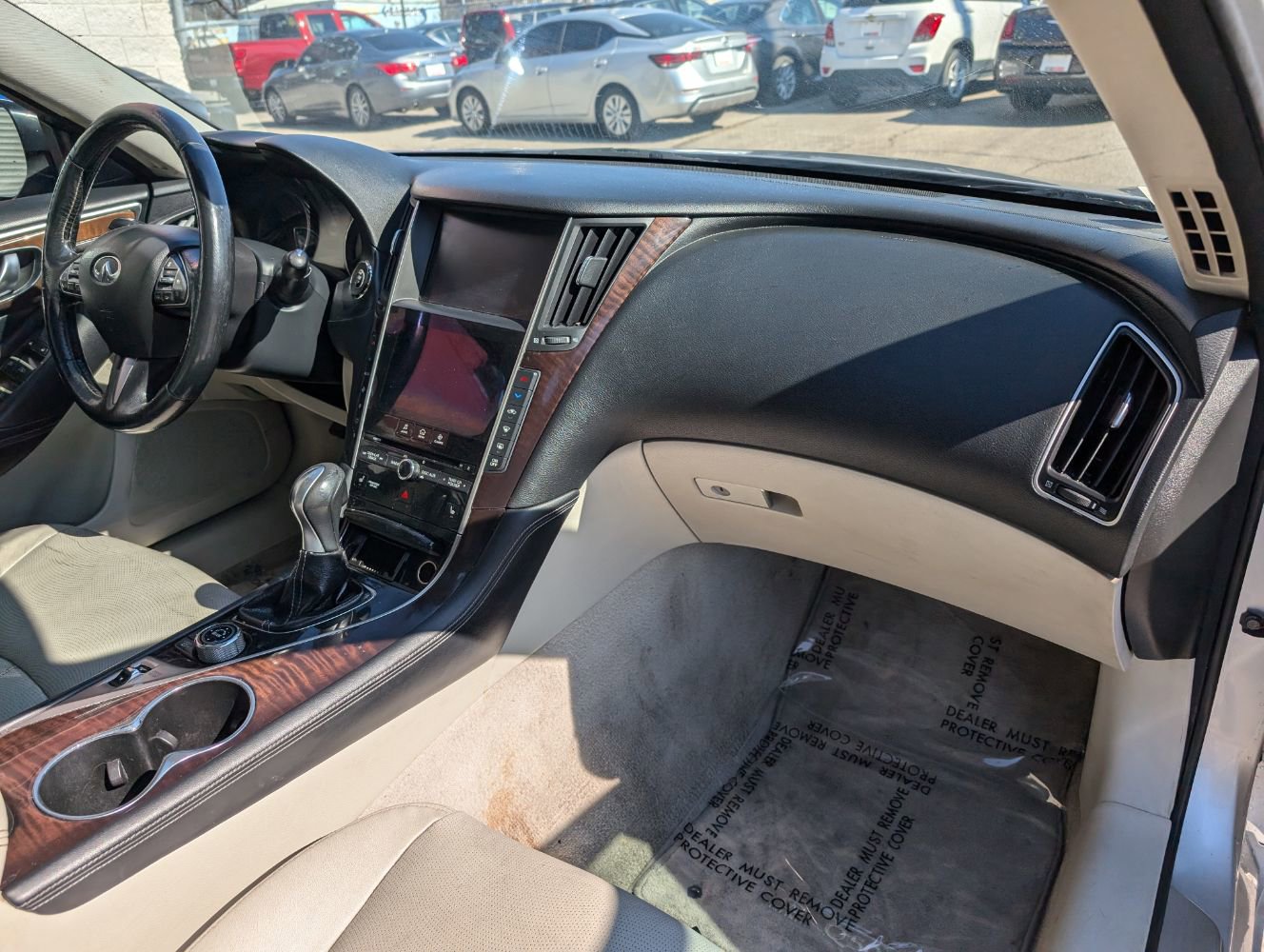 Used 2015 INFINITI Q50 Premium w/ Deluxe Technology Package AWD/4WD image 13