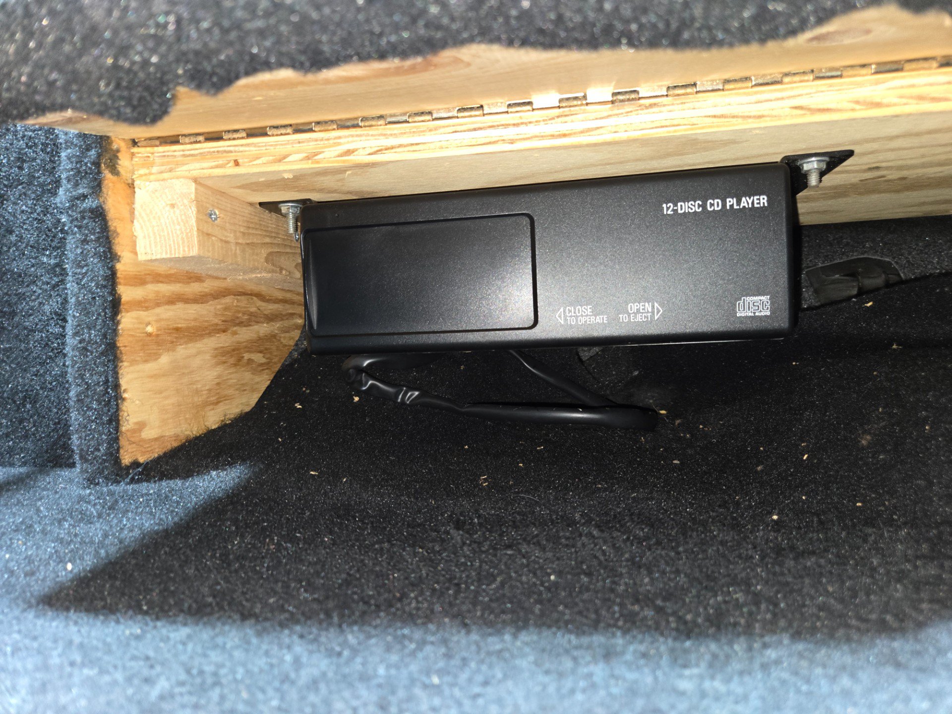 Used 1994 Chevrolet Impala SS RWD image 68