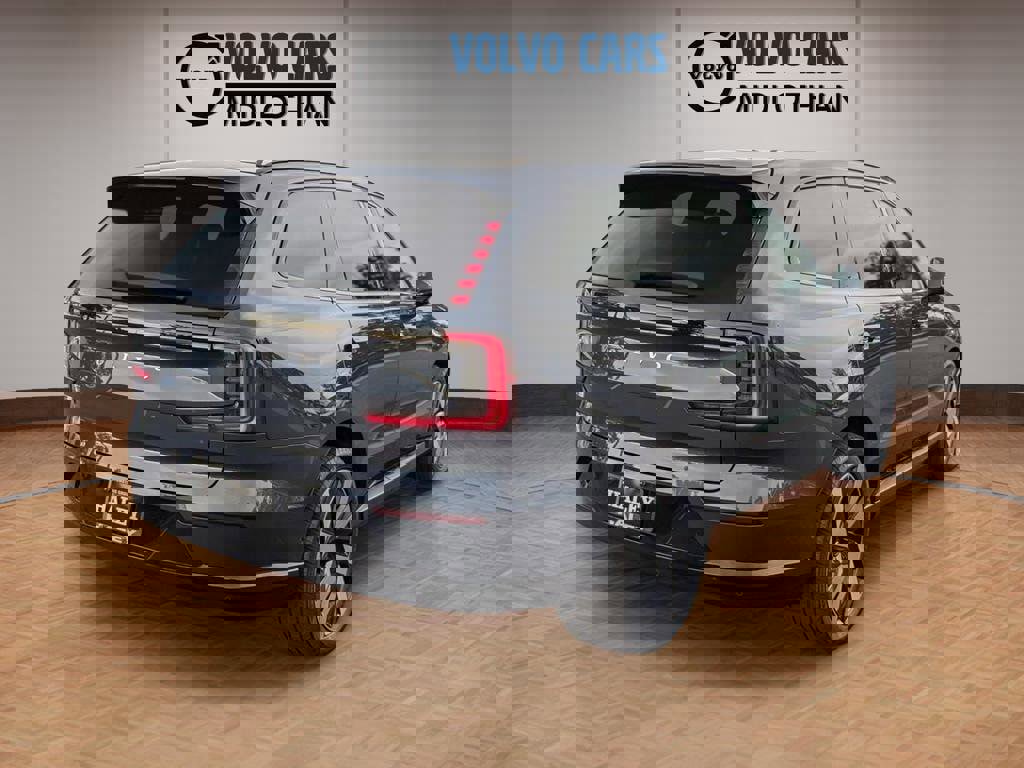 New 2025 Volvo EX90 Ultra image 3