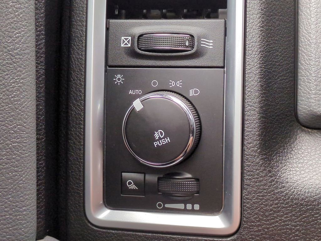 Used 2017 RAM 2500 Big Horn image 22