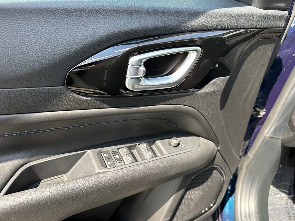 New 2026 Jeep Compass Latitude image 23