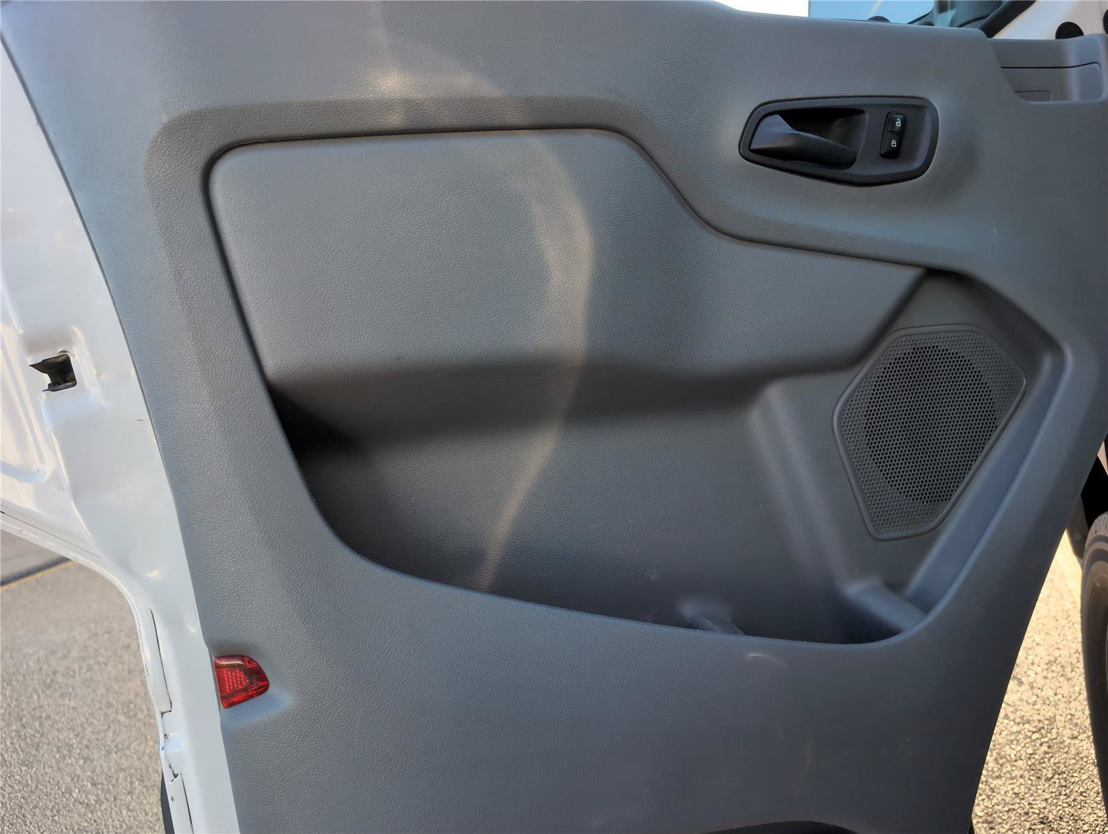 Used 2017 Ford Transit 250 130 Low Roof RWD image 20
