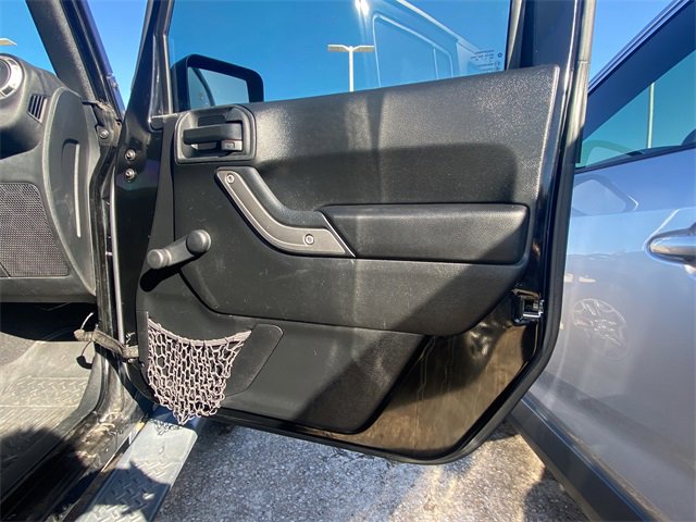 Used 2015 Jeep Wrangler Unlimited Sport image 10