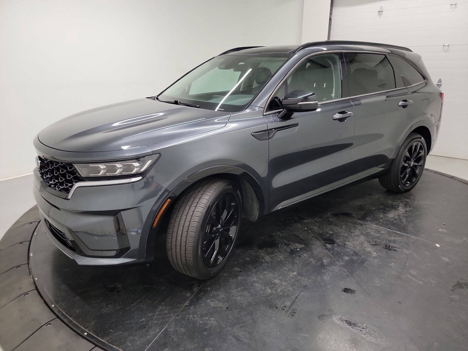 Used 2021 Kia Sorento SX image 3