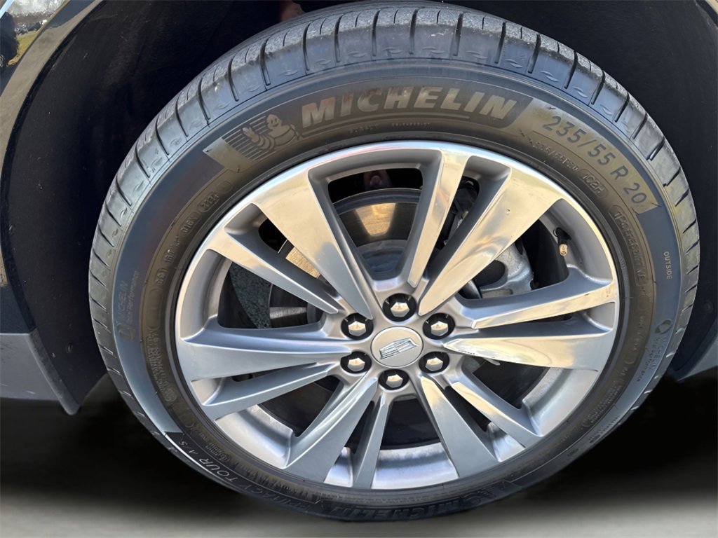 Used 2025 Cadillac XT5 Premium Luxury image 9
