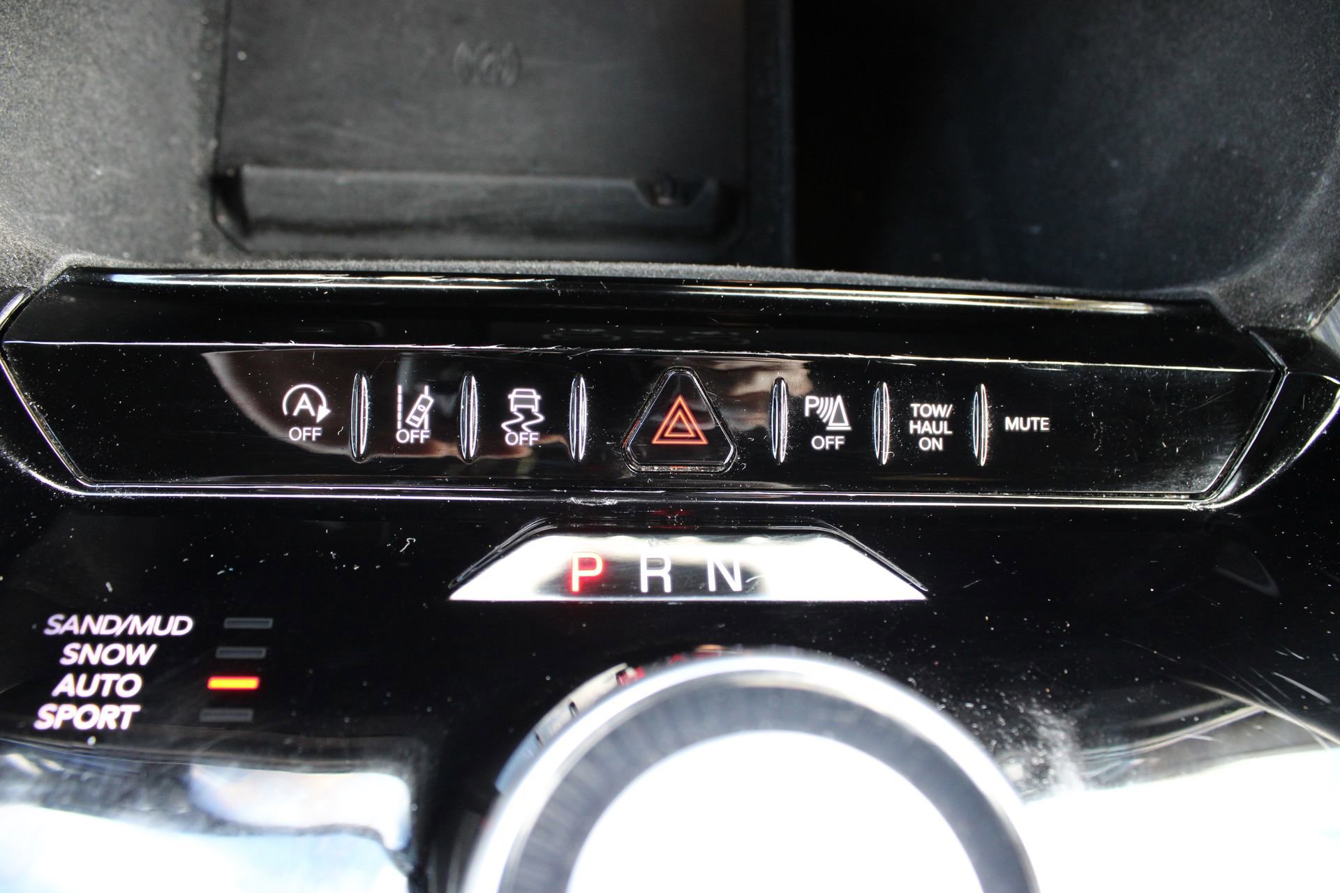 Used 2024 Jeep Wagoneer L Series II w/ Flexible Seating Group image 45