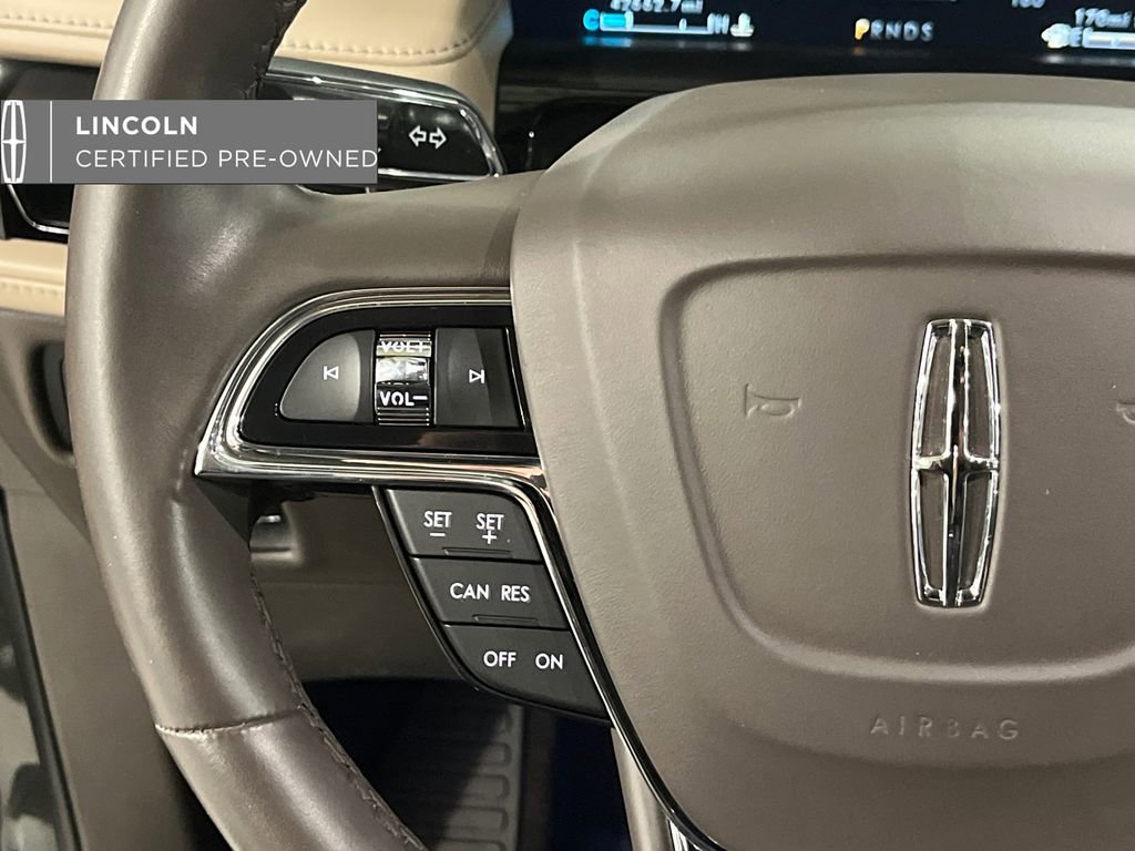Used 2022 Lincoln Nautilus Reserve AWD/4WD image 12