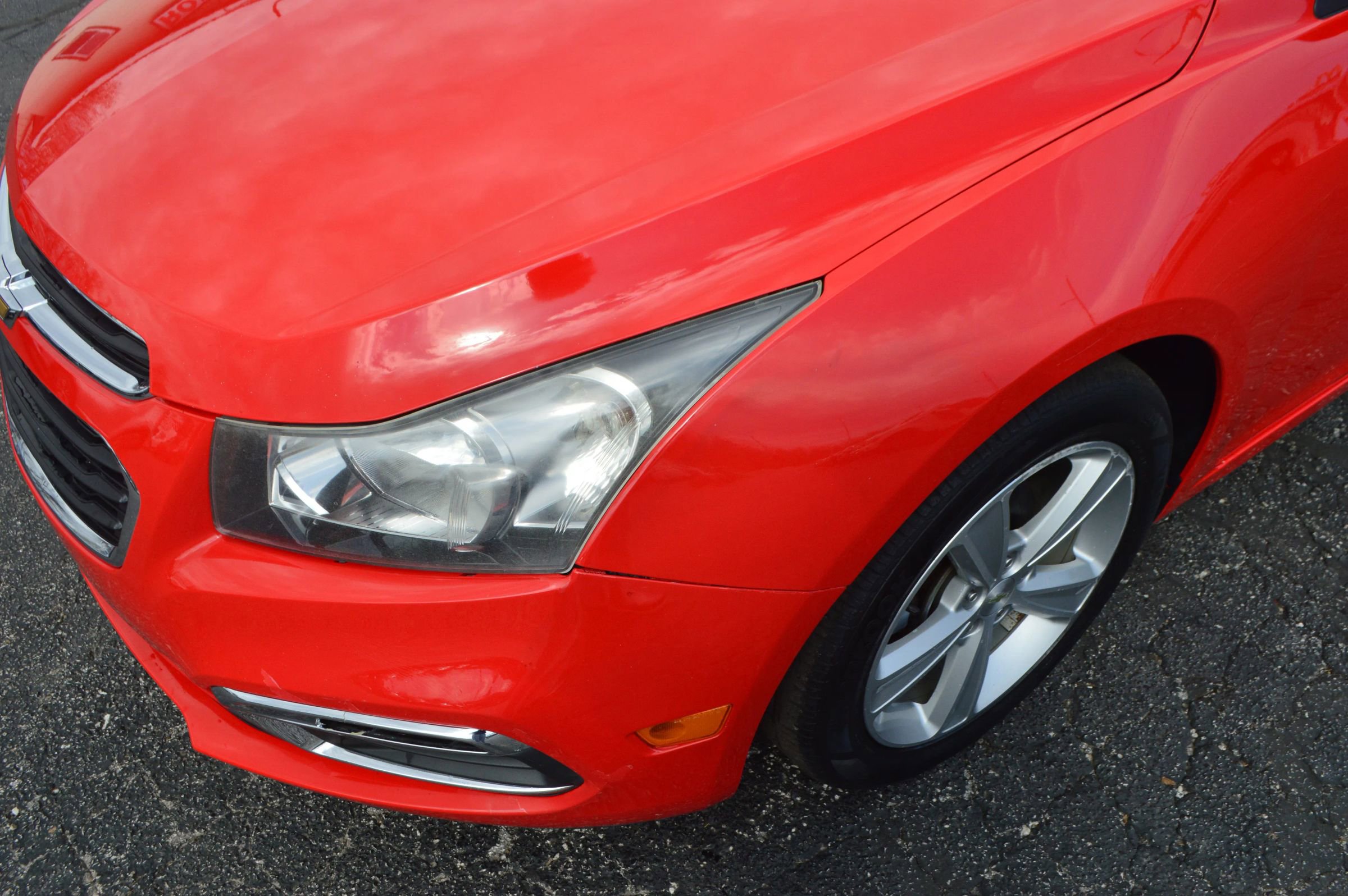 Used 2015 Chevrolet Cruze LT image 3