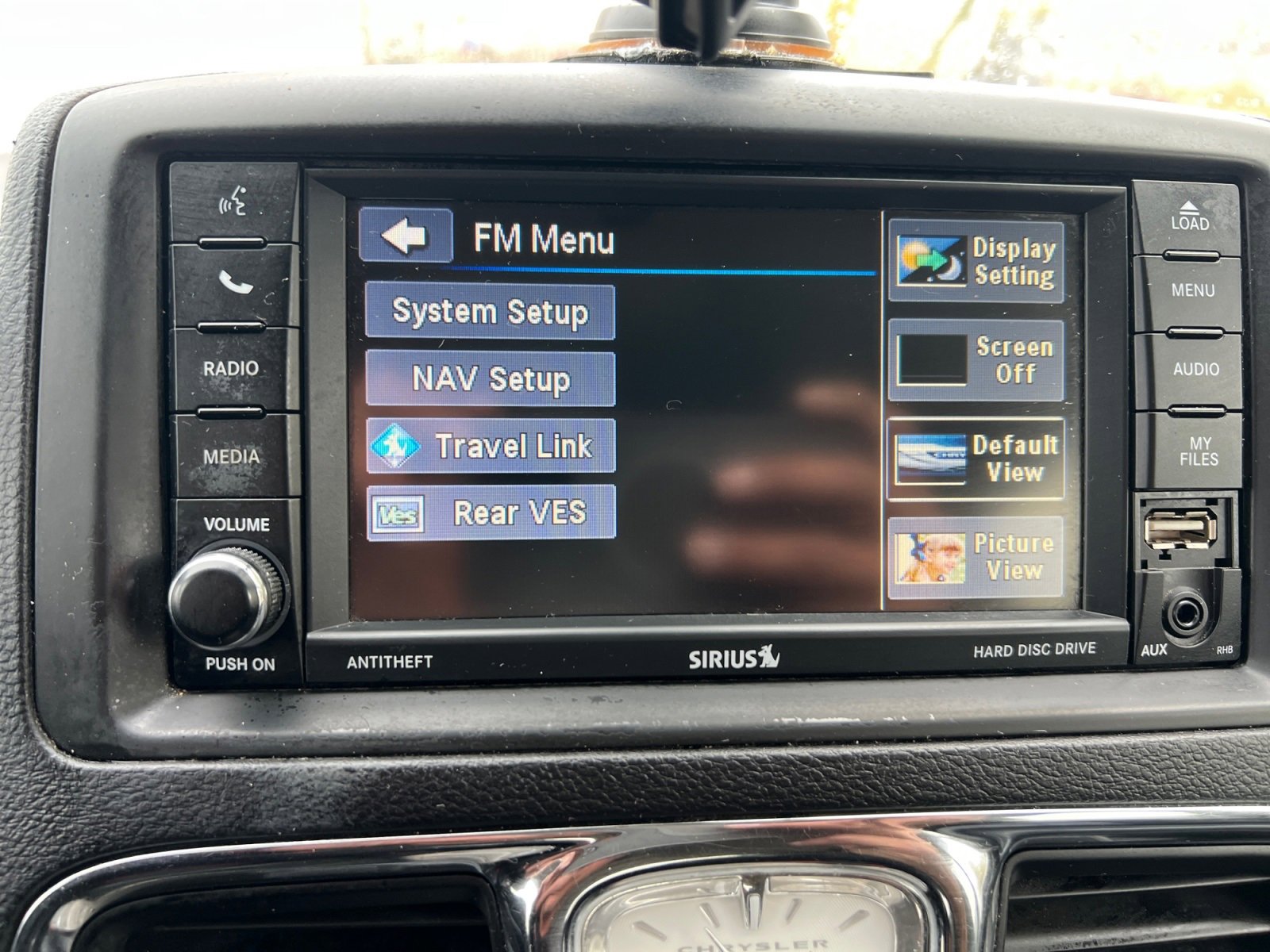 Used 2015 Chrysler Town & Country Touring image 22