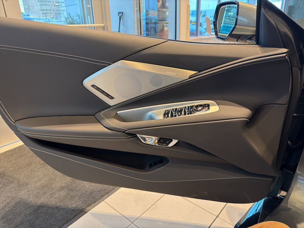 Used 2024 Chevrolet Corvette Stingray Preferred Conv w/ Z51 Performance Package image 17