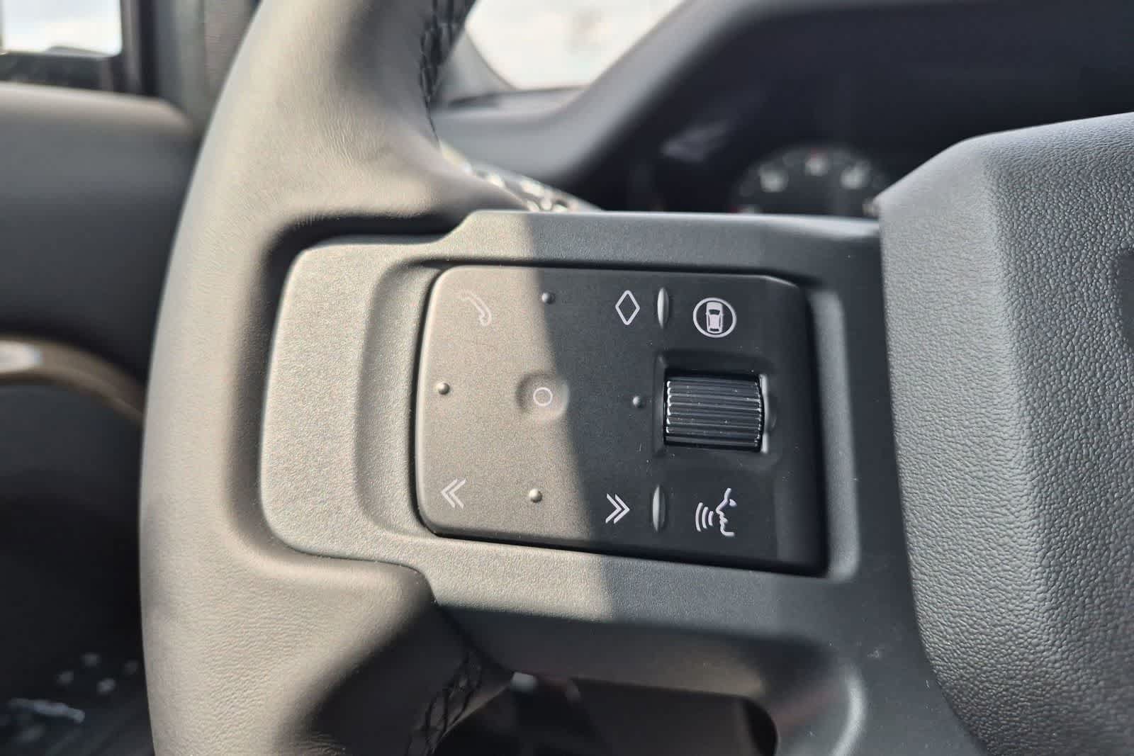 New 2026 Land Rover Defender 110 S AWD/4WD image 24